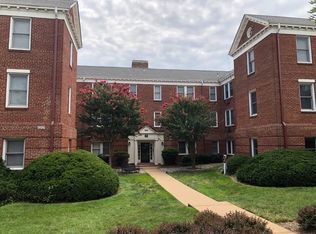 906 S Washington St APT 213, Alexandria, VA 22314