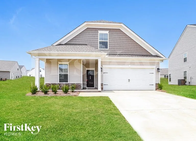 808 Birchcrest Way — Photo 1