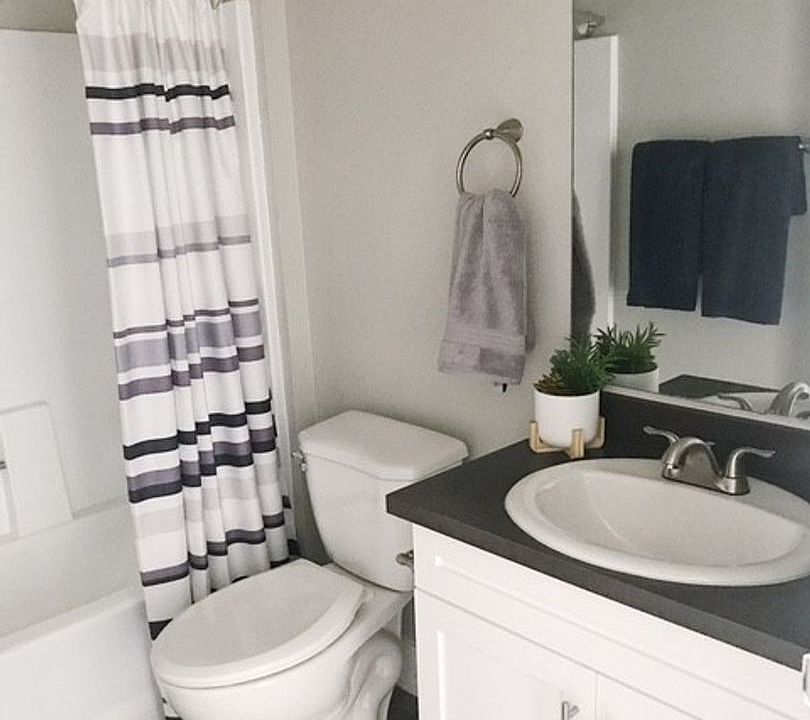 Little Roscoe Apartments 14941 Roscoe Blvd Van Nuys CA Zillow