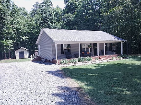 3rd image of 364 Riverwood Dr