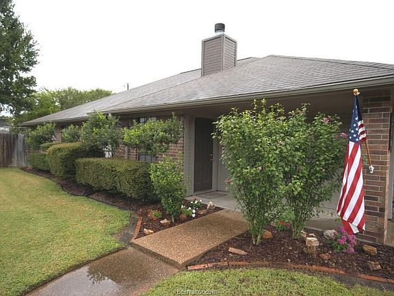2nd image of 2801 Pierre Pl