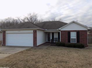 123 Gunsmoke Ln, Austin, AR 72007