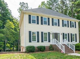 8208 S Crestwyck Ct, Raleigh, NC 27615