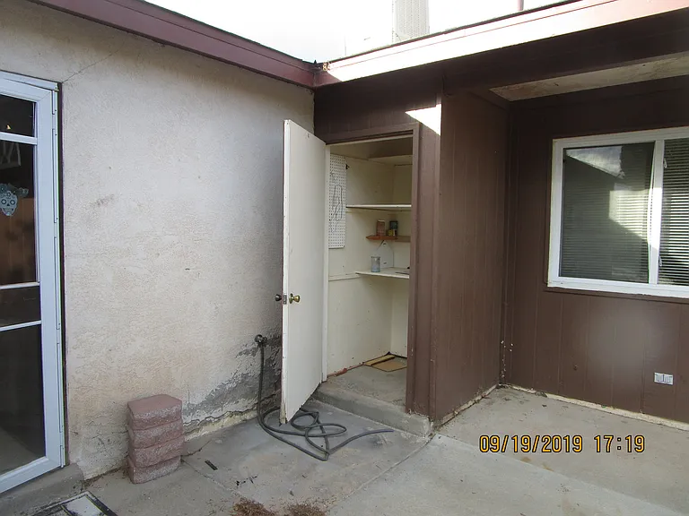 900-902 904 #906 — Photo 12
