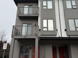 2635 William Jackson Dr #807, Pickering, ON L1X 0L5