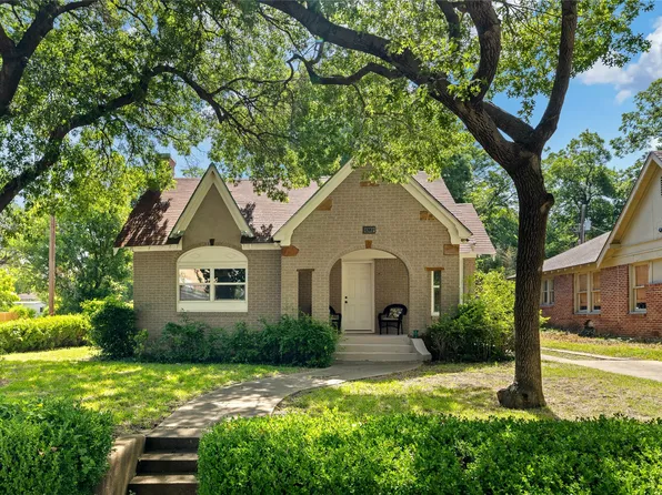 1302 Hollywood Ave, Dallas, TX 75208