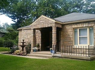 239 S 23rd St, Terre Haute, IN 47803