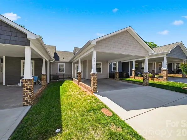 1520 28th Street Ln SE, Hickory, NC 28602