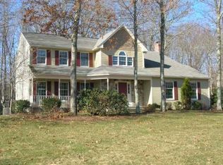 20 Bromley Ct, North Kingstown, RI 02852