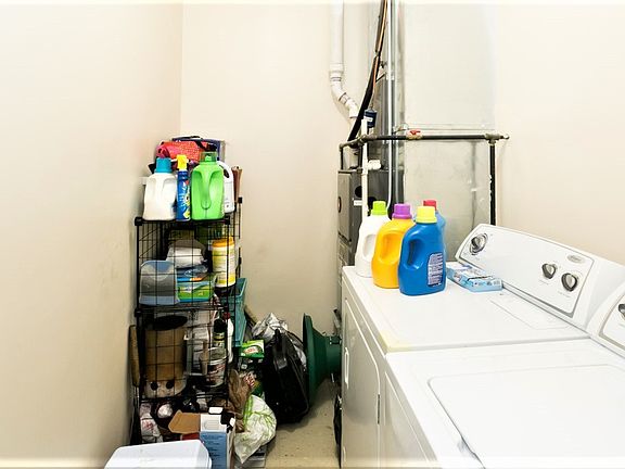 4th image of 1756 W Montrose Ave #2B