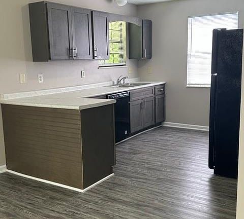 3rd image of 929 Rose Petal Ln
