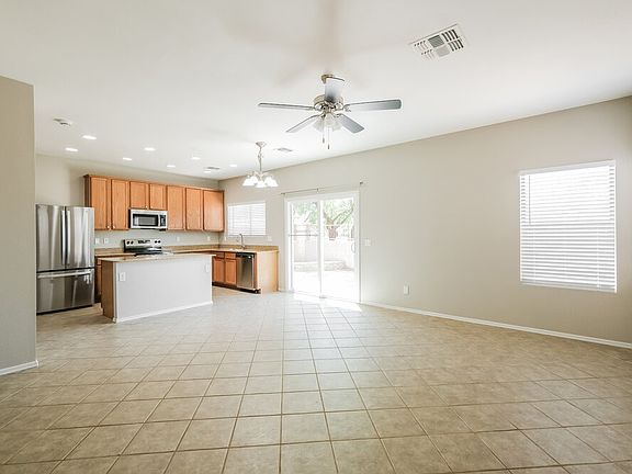 5th image of 8183 W Carol Ave