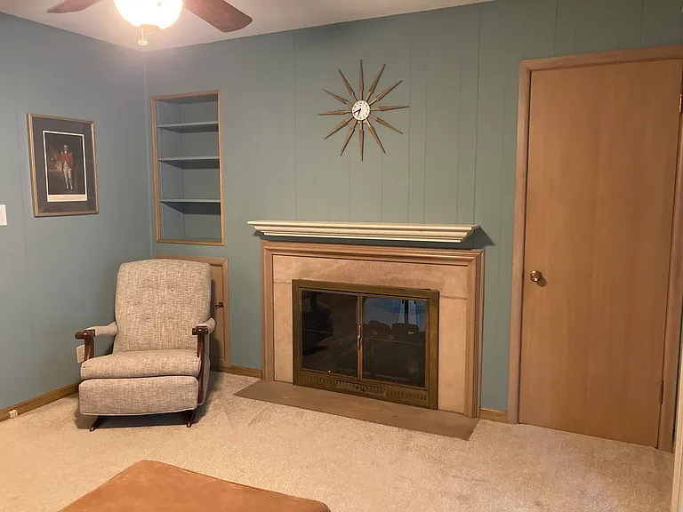 8511 W Wisconsin Ave — Photo 26