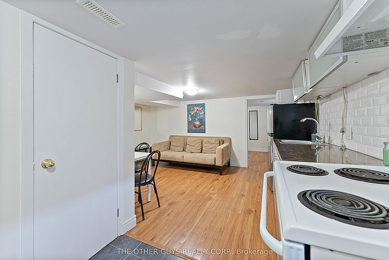 Toronto House for rent - 2 Bedrooms in Toronto