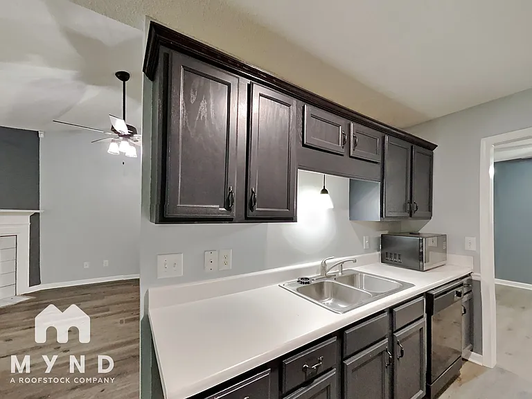 135 Mountain Ct — Photo 7