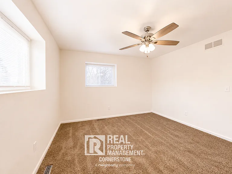 5711 E G Ave #1 — Photo 13