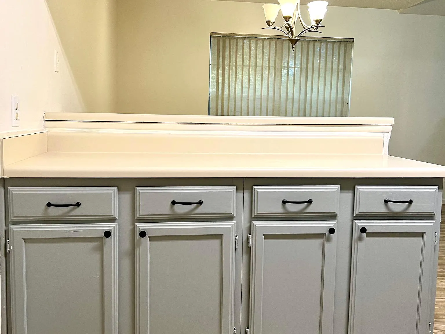 3 bed, $2,195 — Photo 4