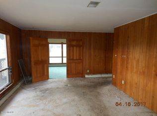9404 Northland Dr, Stanwood, MI