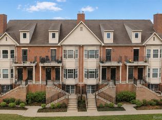 41633 Tera Ln, Novi, MI 48375