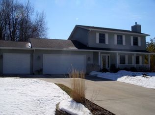 N6455 Abbey Ct, Sheboygan, WI 53083