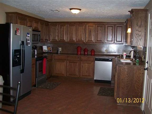 4th image of 4234 County Road 401 S