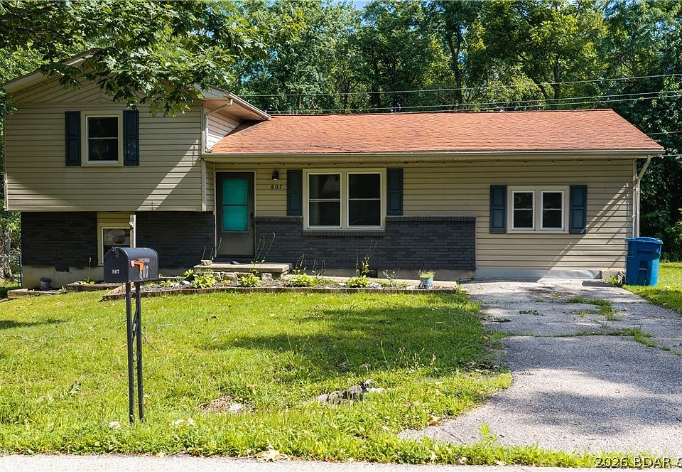 1st image of 807 Rollotrend Ln