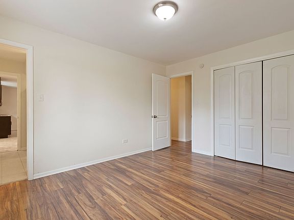 4th image of 2241 207th Pl