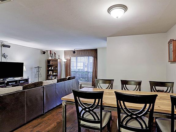 3rd image of 10348 Briar Forest Dr #30