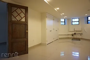 Rented by Rennit Inc.