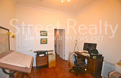 Rented by Street Realty Brokerage LLC