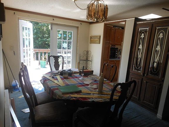 5th image of 181 Forest Pond Dr