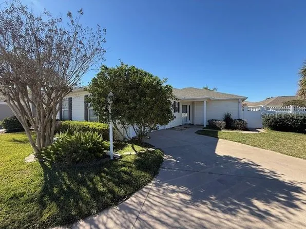 17760 SE 91st Freedom Ct, The Villages, FL 32162