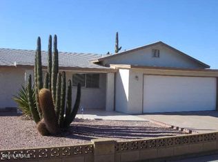 2056 N 63rd Pl, Mesa, AZ 85215