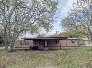345 3rd St, Somerville, TX 77879