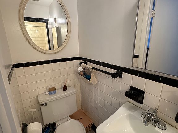 5th image of 131 Court St #8C