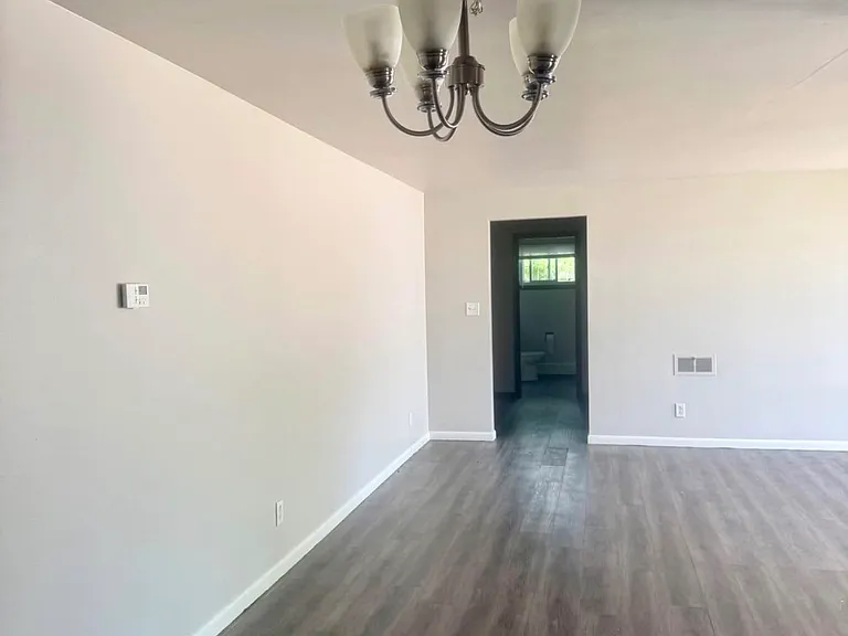 127 N Saint Augustine St — Photo 5