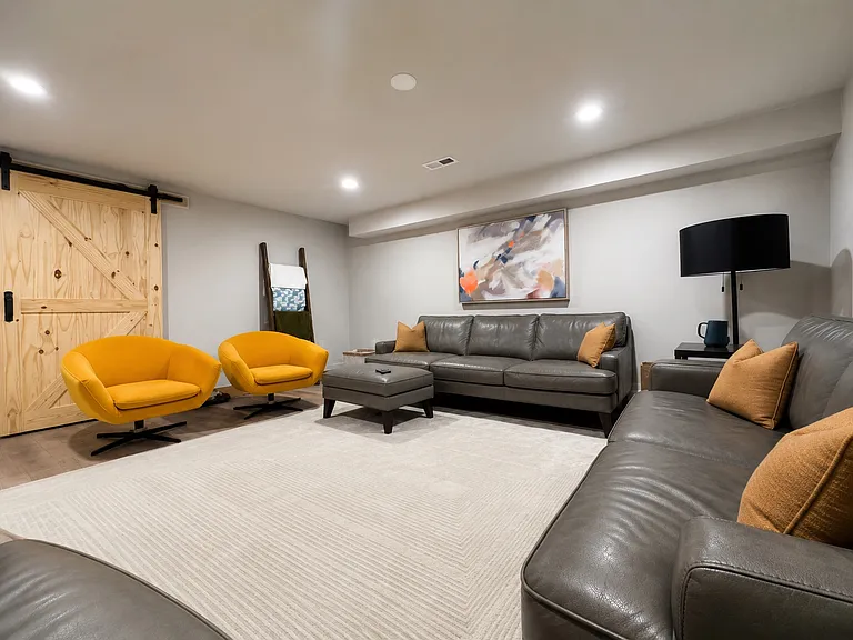 508 E Piper Glen Ct — Photo 6