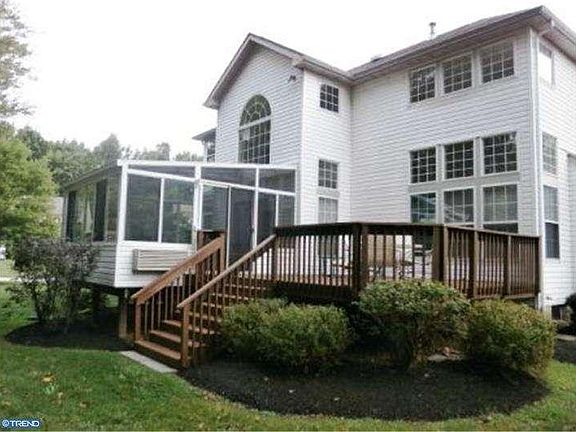2nd image of 526 Virtue Blvd