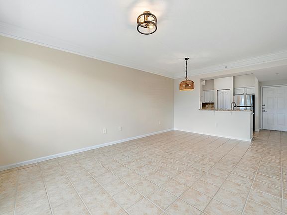 2nd image of 276 Murcia Dr #Z