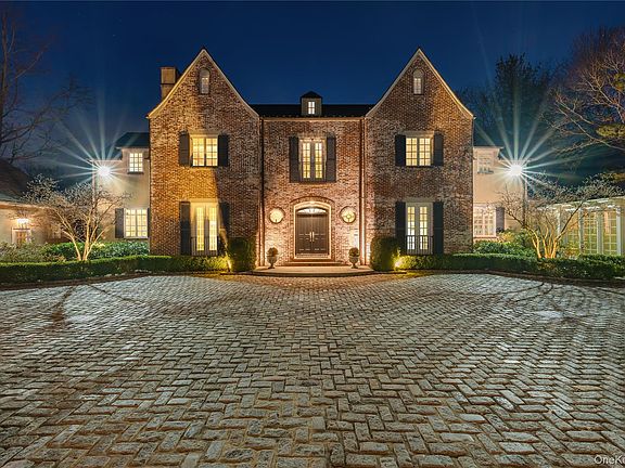 4th image of 8 Serenite Lane