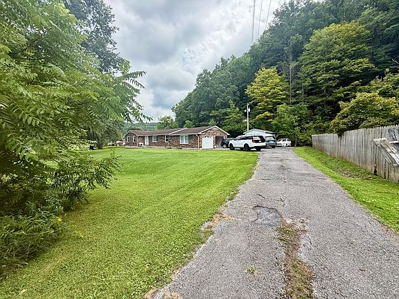 3rd image of 508 Shadetree Cir