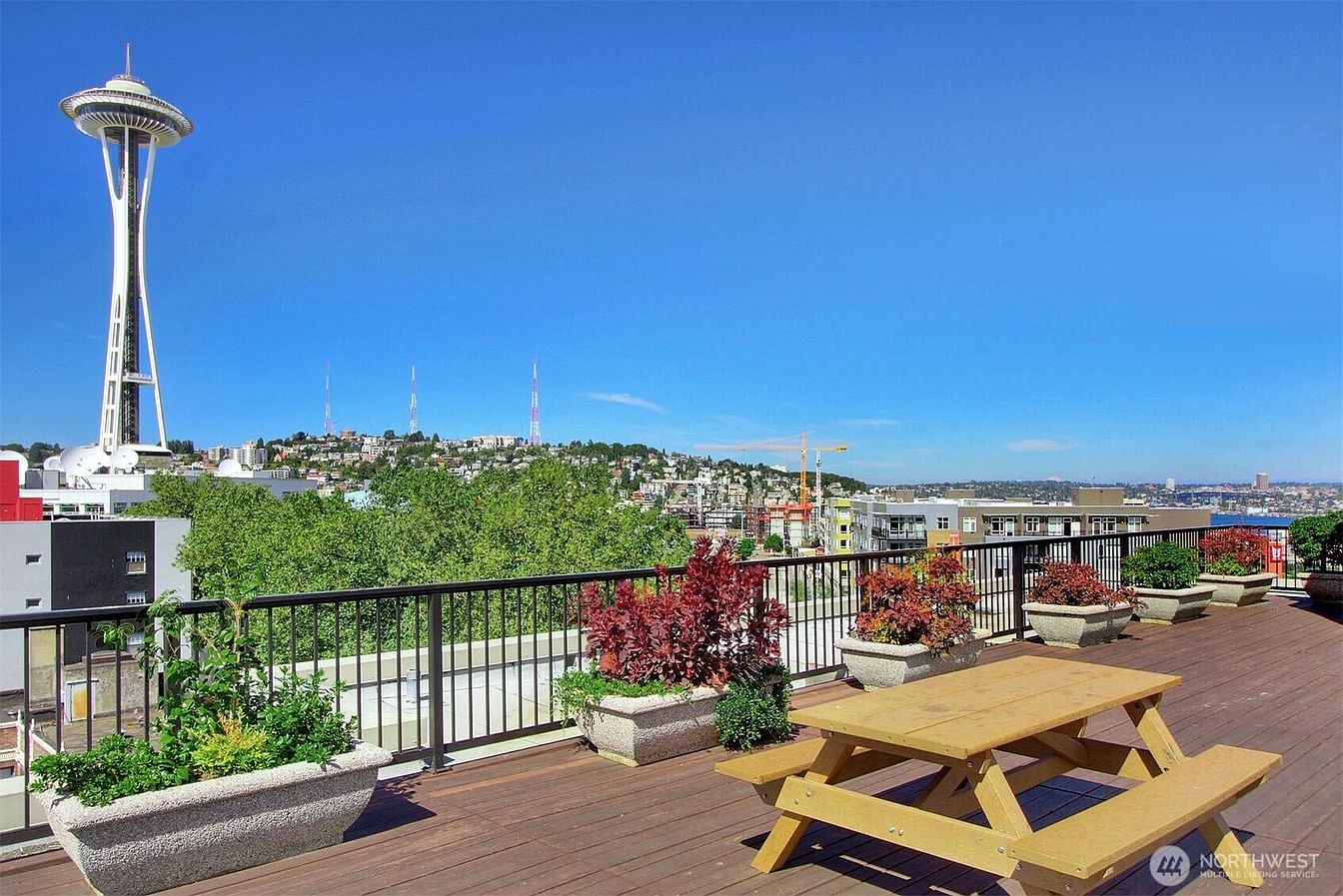 1st image of 425 Vine Street #405