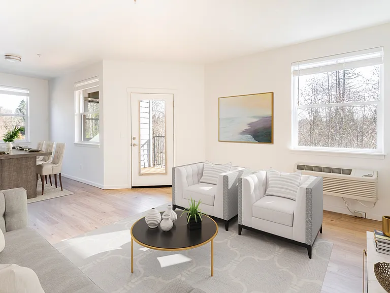 2 Bedroom Livingroom