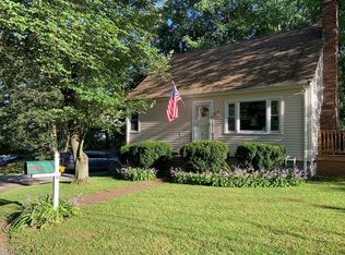 9 Lotus Path, Natick, MA 01760