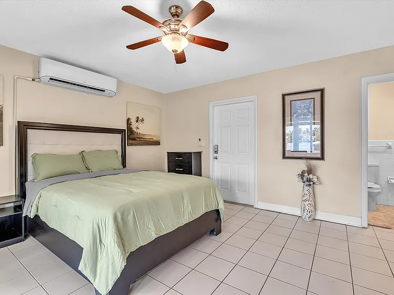 461 SE 19th Ave #B — Photo 13