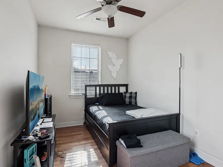 1242-44 N 16th St #3 — Photo 7