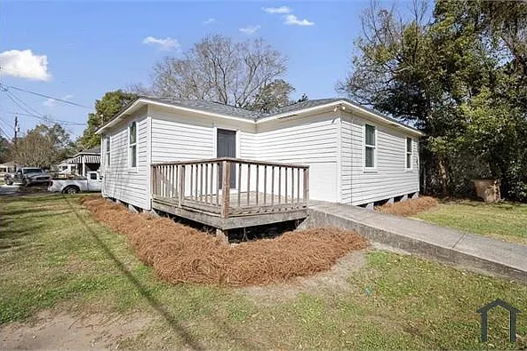 1113 Kelly St — Photo 3