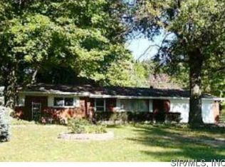 63 Magnolia Dr, Belleville, IL 62221
