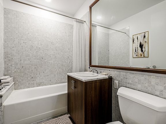 5th image of 37 Wall St APT 5J