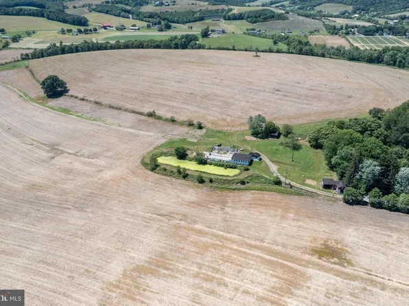 188 Shepherds Ln, Claysburg, PA 16625